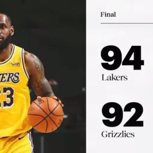 NBA湖人终场争议三分绝杀快船，终结对手七连胜登顶西部引热议