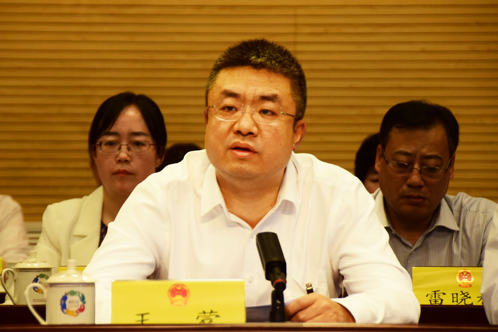  佛罗伦萨终迎首胜摆脱降级区  